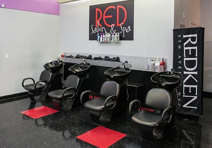 Red Salon & Spa: Cape Coral