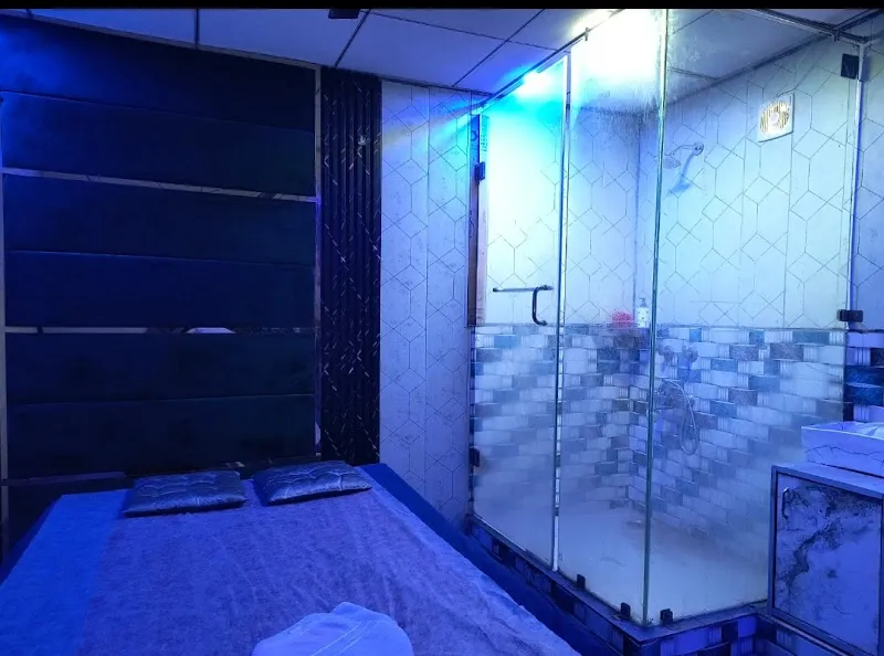 king Star Spa in Paharganj - Massage service in Paharganj , New Delhi Spa , Massage Spa Near Me , Luxury Spa near me
