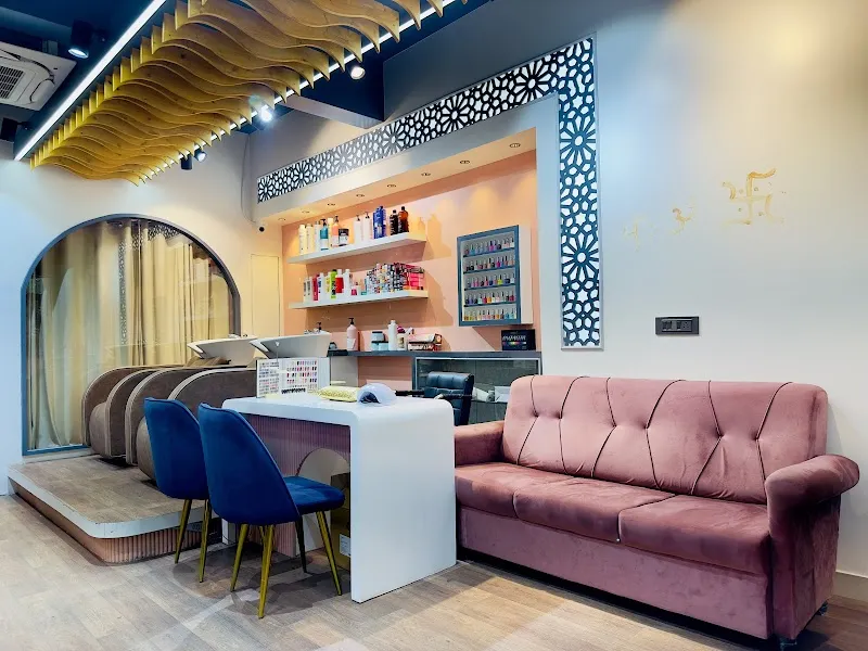 SS Unique Unisex Salon – Top Hair & Beauty Services in Sajjan Rao Circle, Bangalore
