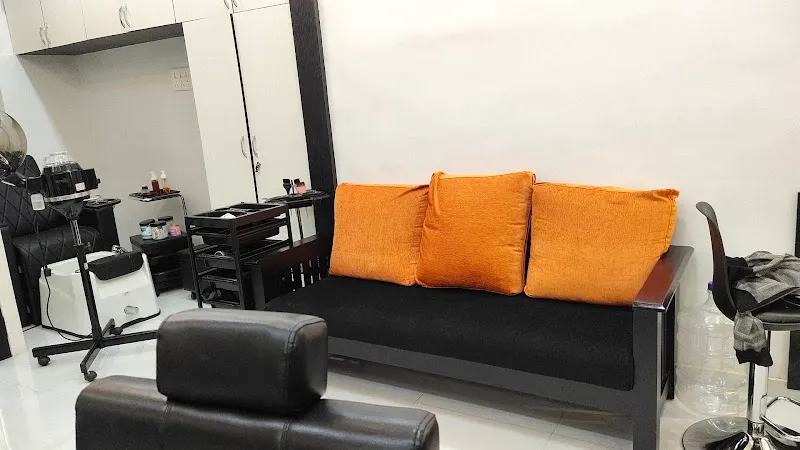 SS Unique Unisex Salon – Top Hair & Beauty Services in Sajjan Rao Circle, Bangalore