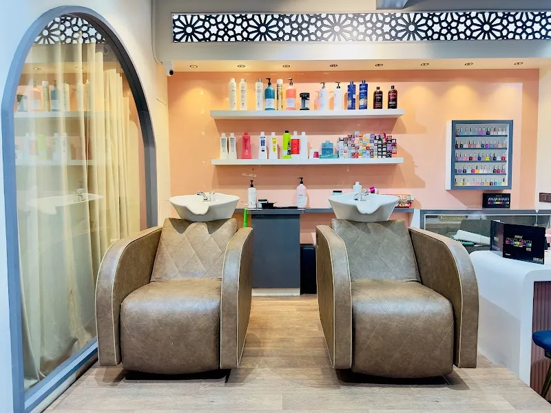 SS Unique Unisex Salon – Top Hair & Beauty Services in Sajjan Rao Circle, Bangalore