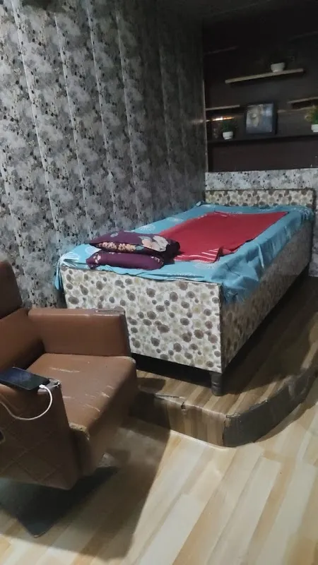 Thai Spa in Tilak Nagar, Massage Centre in Tilak Nagar