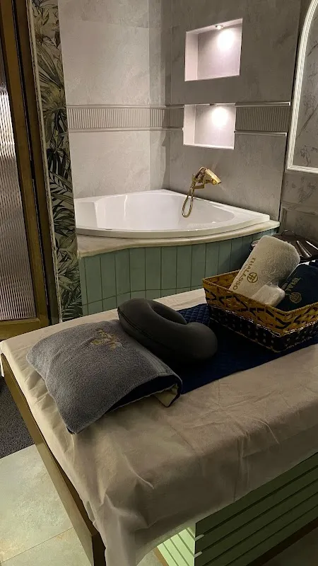 #Thalasso Luxury Spa Defence Colony