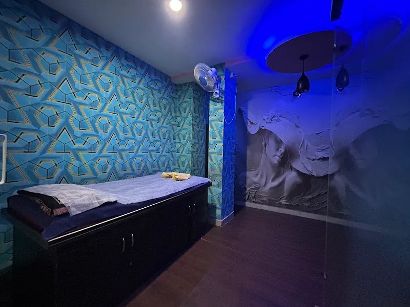 SUN SHINE UNISEX SPA