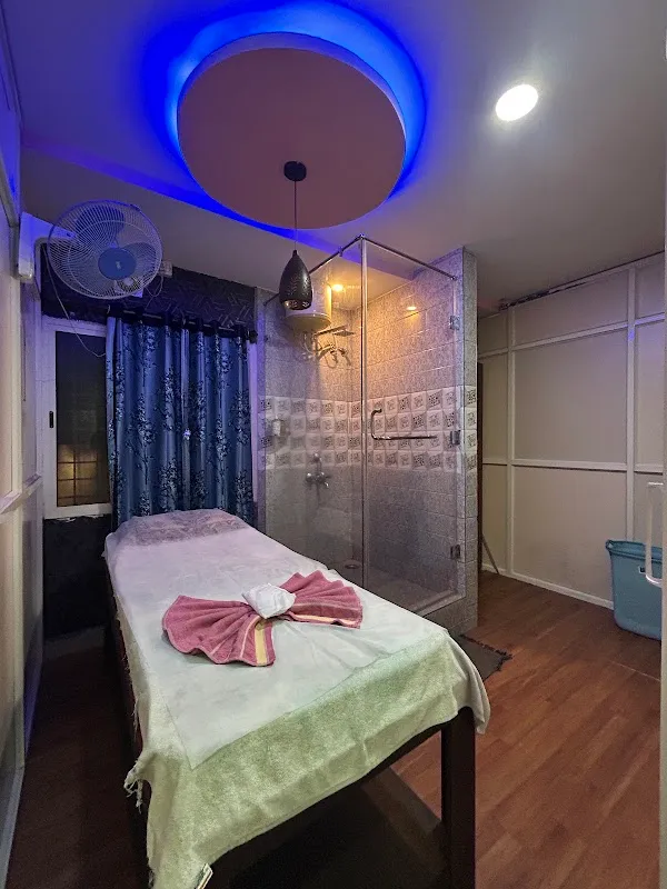 SUN SHINE UNISEX SPA
