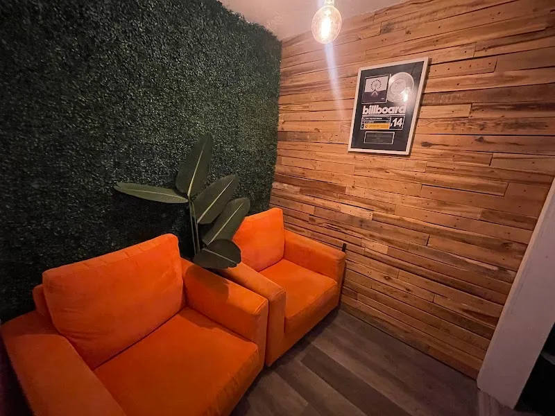 LeakHouse Studios