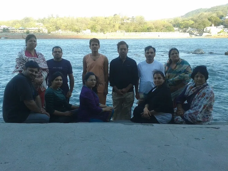 DR. SATYA'S HOLISTIC CENTRE