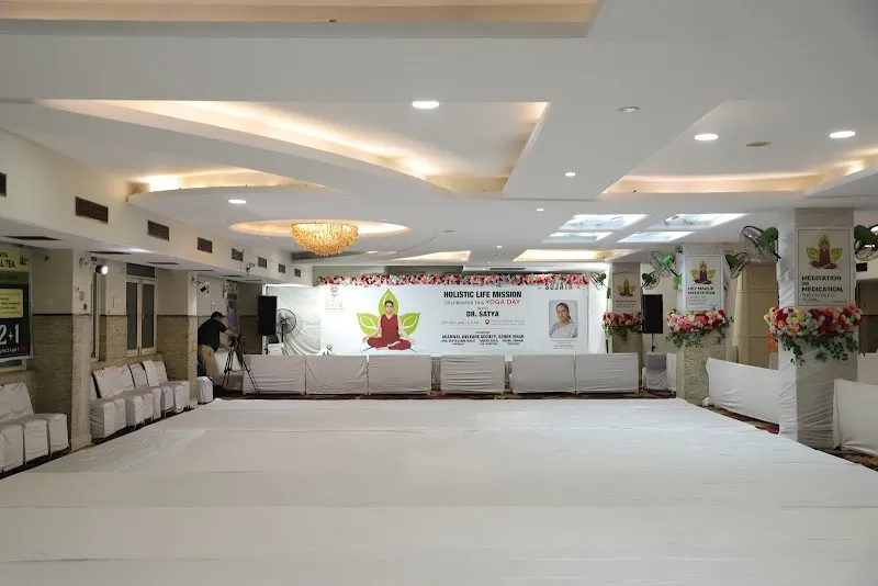 DR. SATYA'S HOLISTIC CENTRE