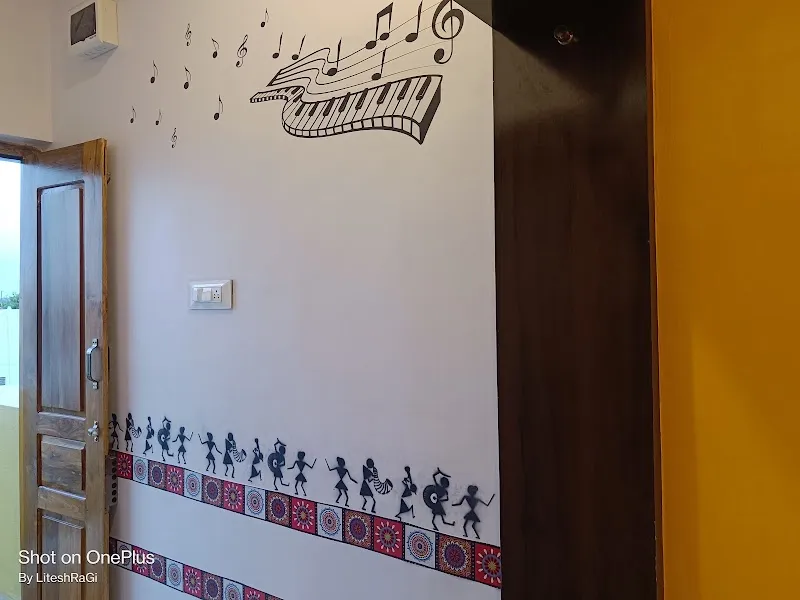 RaGi Music & Recording Studio.