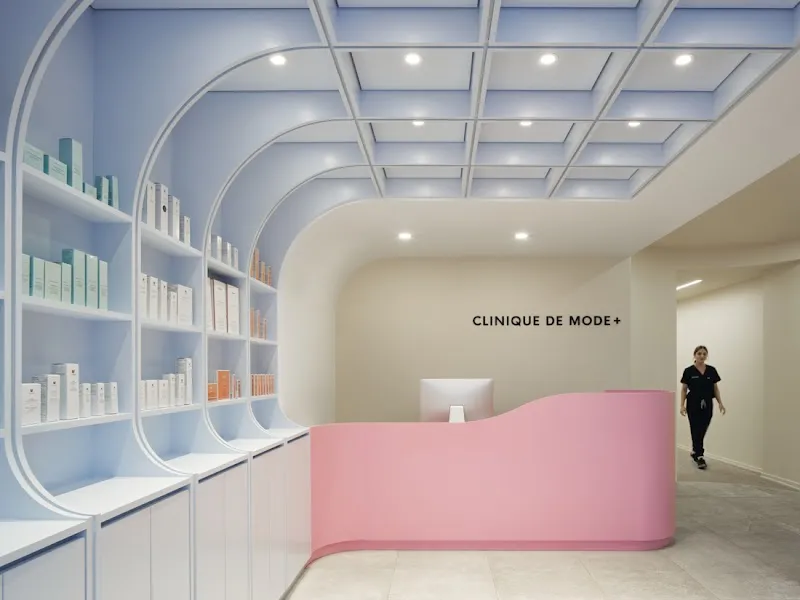 Clinique De Mode | Downtown