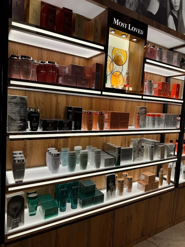 Envi Salon & Spa - R City, Ghatkopar