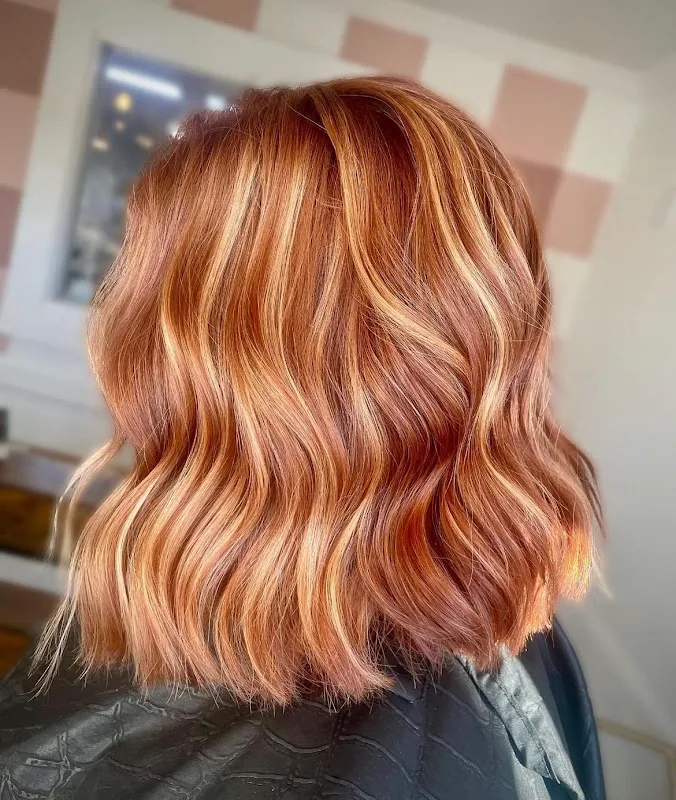 Salon 5 Sixteen