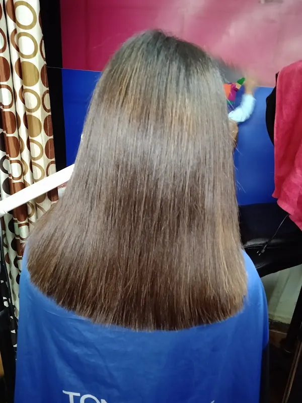 Sochpura Salon