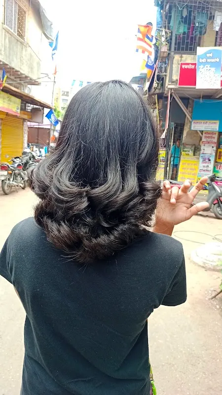 Sochpura Salon