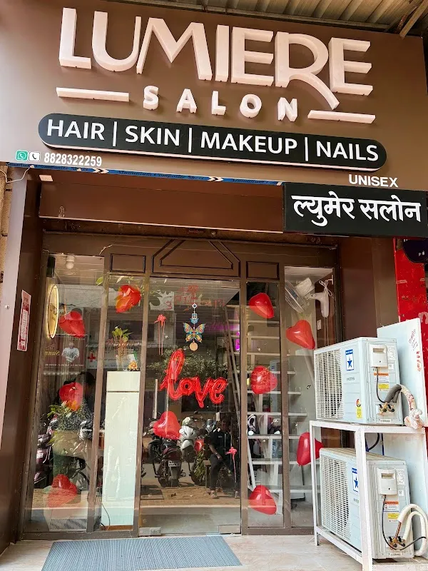 Lumiere Family Salon