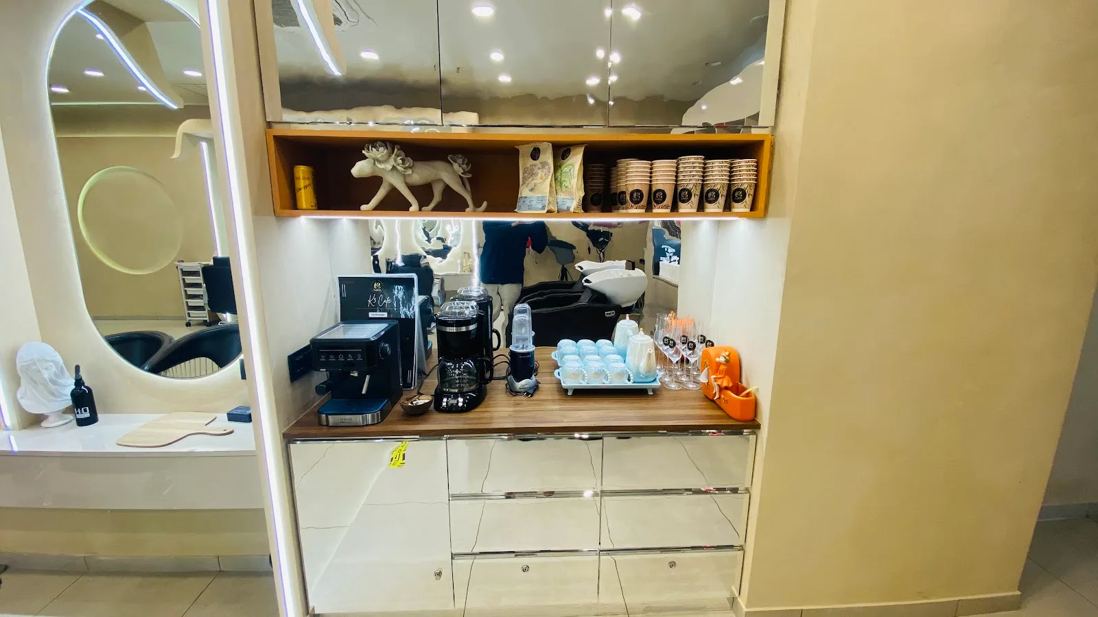 K3 Salon (Sindhu Bhavan) - Premium Family Salon
