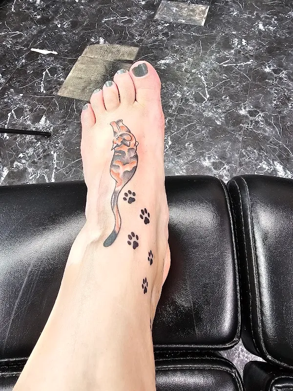 Divine Line Tattoos