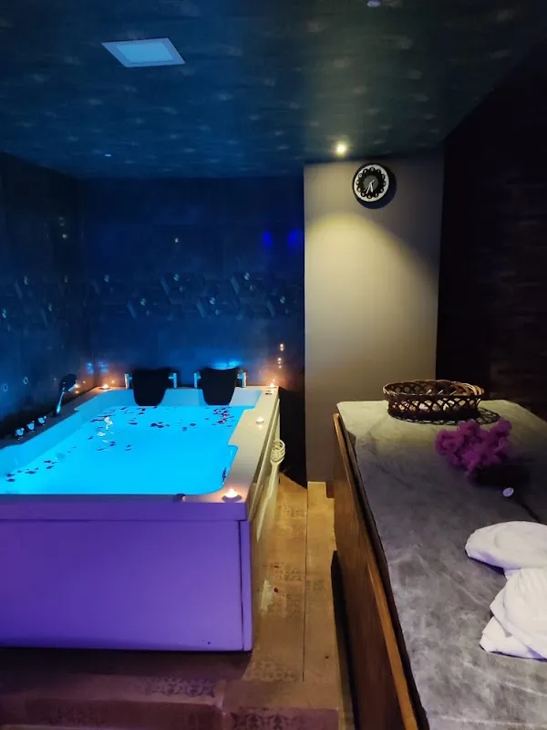 HN Wellness Spa In Ghatkopar