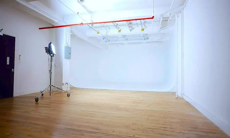 Contra Studios