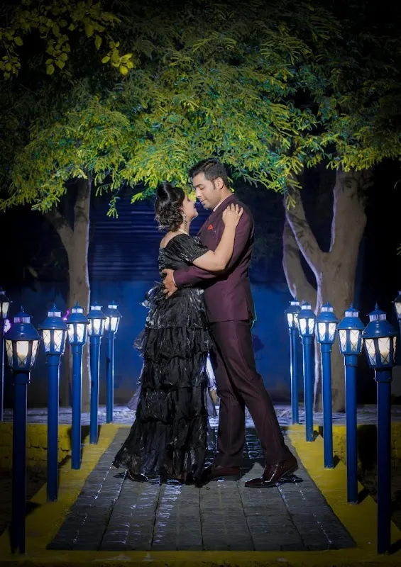 R.K Studio ( The Wedding&Commercial Photography )