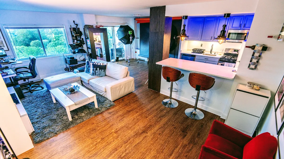 1111 Multimedia Studio