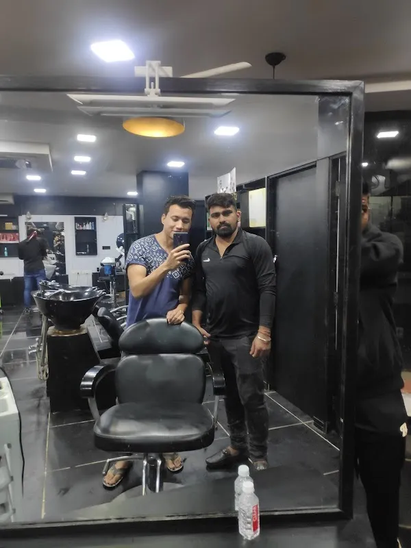 Capital unisex salon