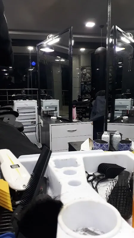 Capital unisex salon