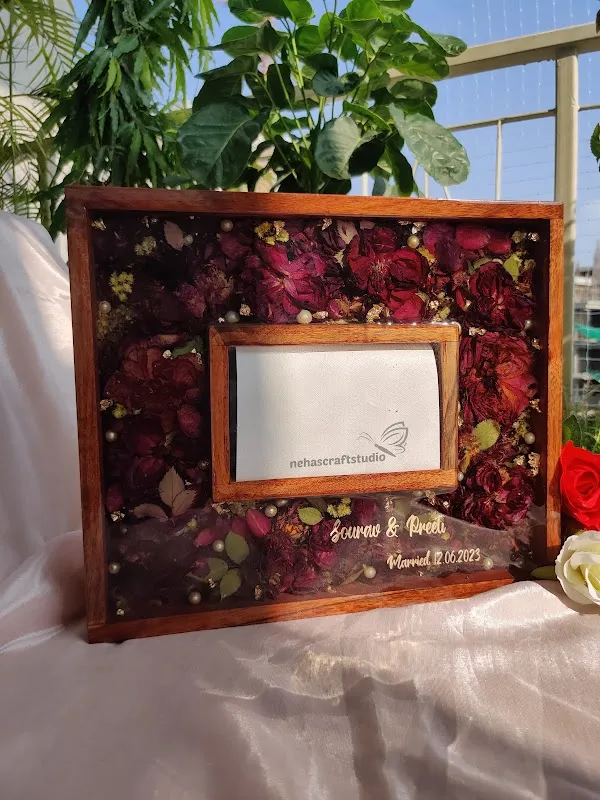 Shubh Strings | Resin Art Studio