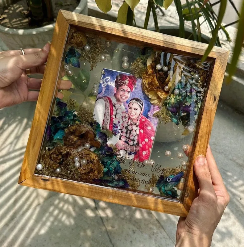 Shubh Strings | Resin Art Studio