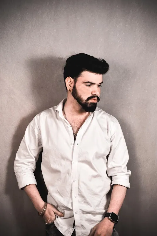 Dinesh Rathore Photo Studio