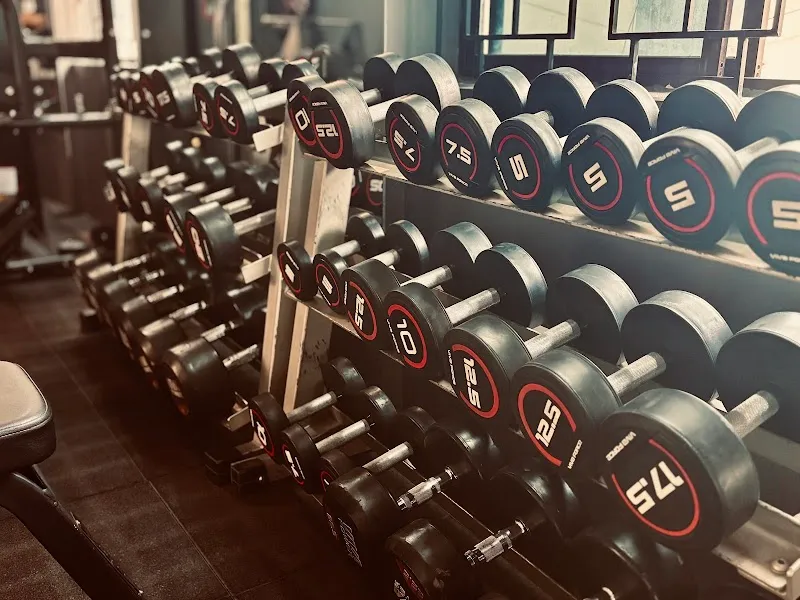 Ayra Fitness Studio
