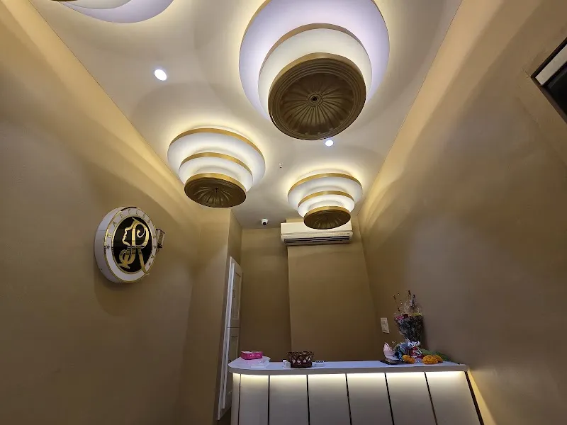Raffles Spa In Chembur