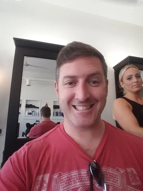 Motive Salon