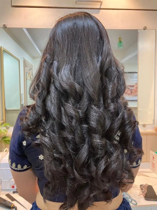 Lakme Salon For Him and Her in Jhulelal Chowk,Ghatkopar East,Mumbai