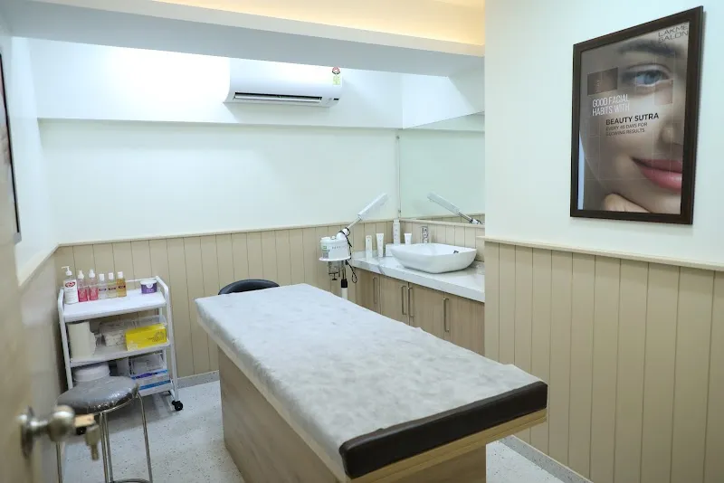 Lakme Salon For Him and Her in Jhulelal Chowk,Ghatkopar East,Mumbai