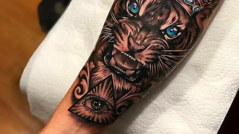 Ronik tattoo studio