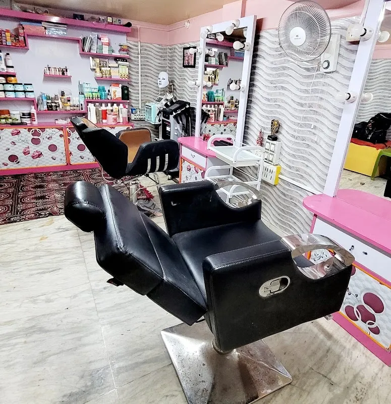 Santi's Makeover and Beauty Salon