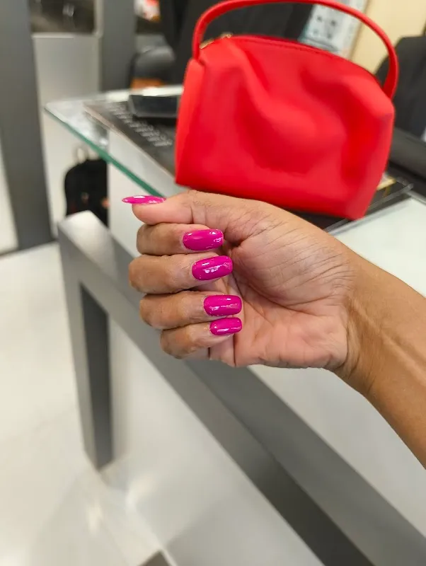 Jean-Claude Biguine Salon & Spa, Chembur.