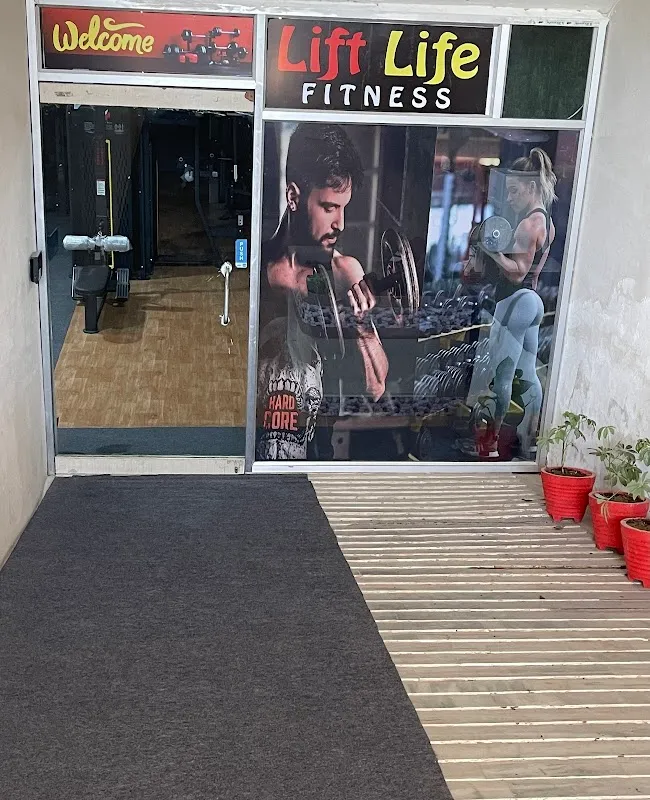 LIFT LIFE FITNESS