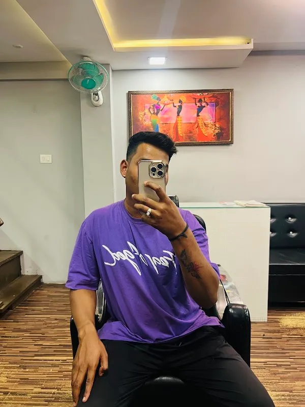 Let's Glow Unisex salon