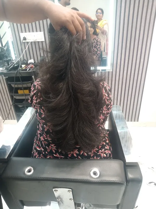 Scissor's Land The Unisex Hair Studio