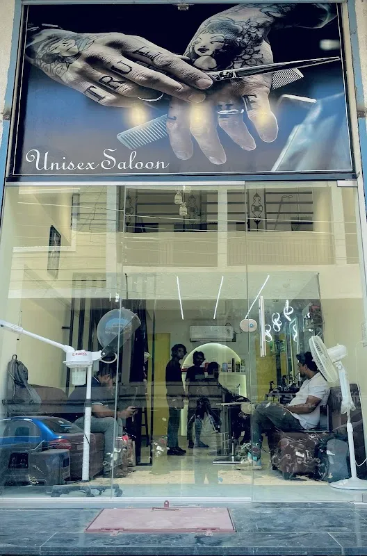 Scissor's Land The Unisex Hair Studio