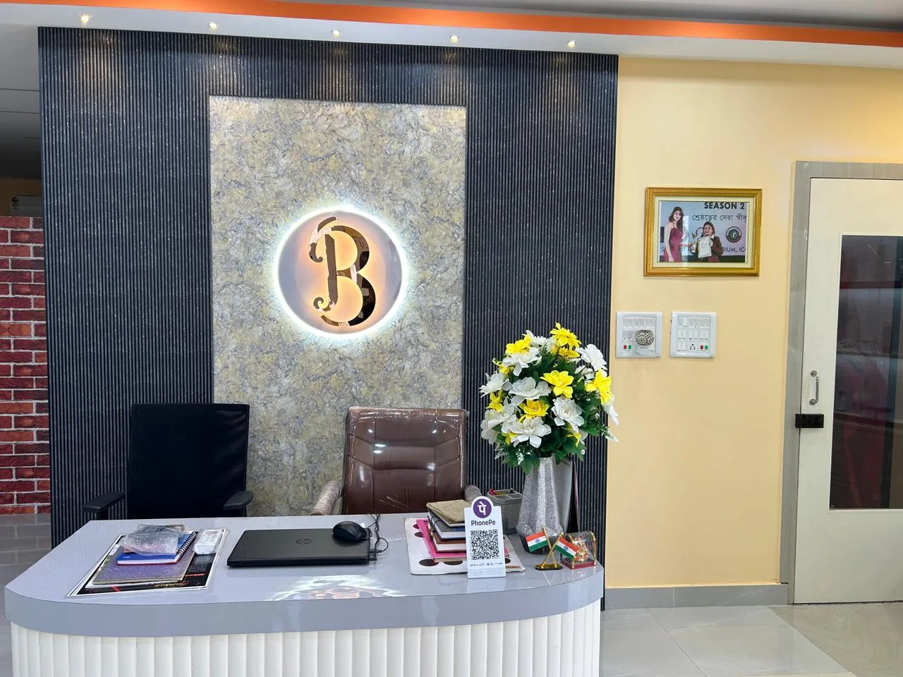 Baishali Family Salon & Academy