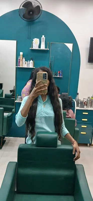 ORION STUDIO THE UNISEX SALON