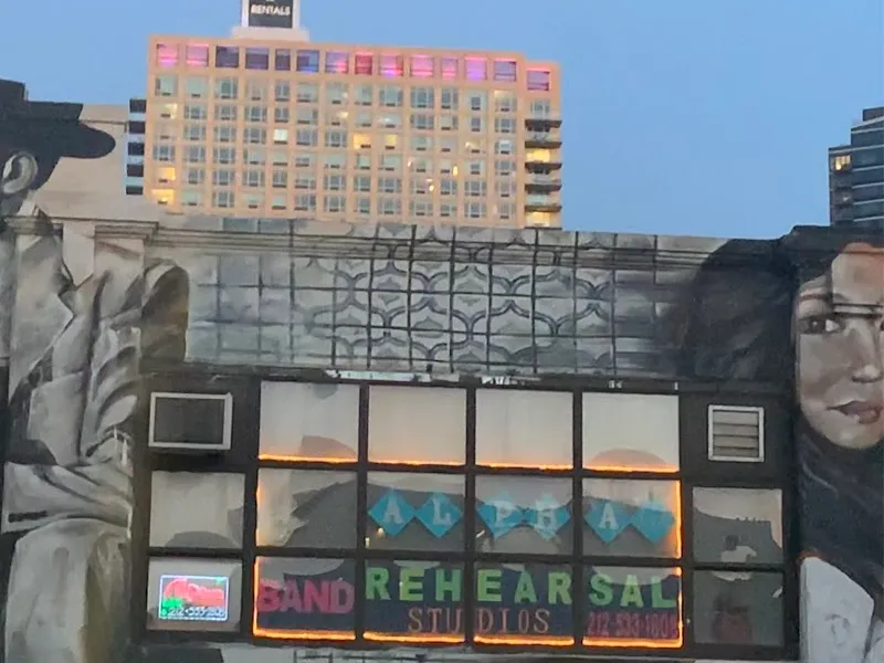 ALpha Studios LIC