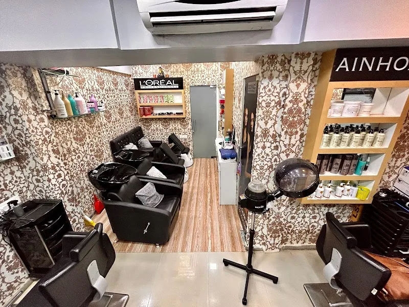 JBN UNISEX SALON AND ACADEMY