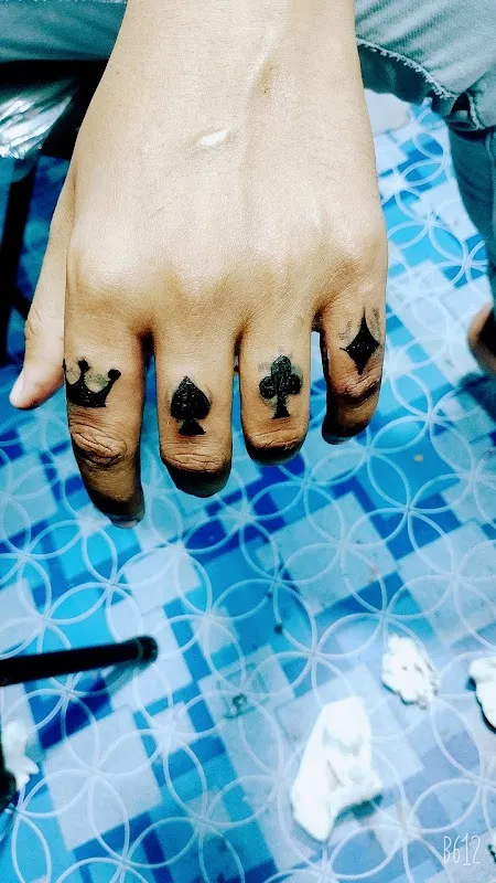 UNIQUE ❤TATTOOS❤STUDIO❤❤