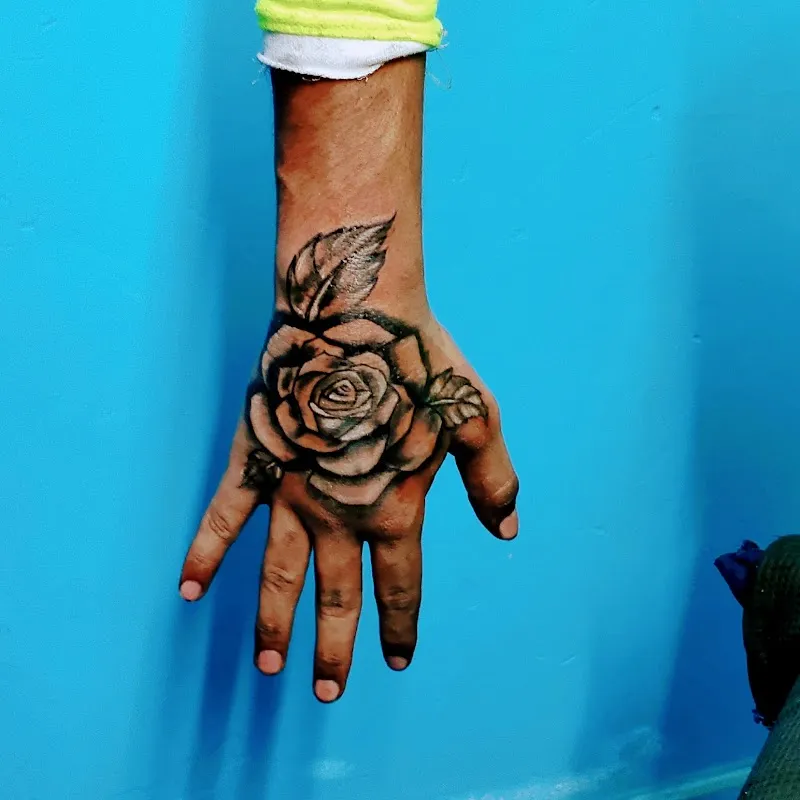 UNIQUE ❤TATTOOS❤STUDIO❤❤