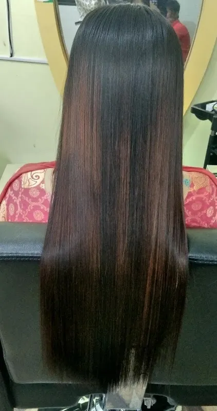 Arshad Hashmi L18 hair and beauty salon, academy, Consultation