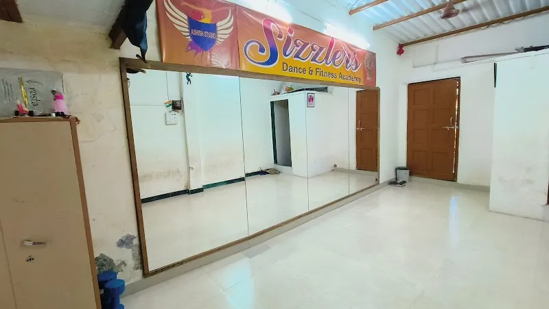 SIZZLER'S DANCE & FITNESS ACADEMY